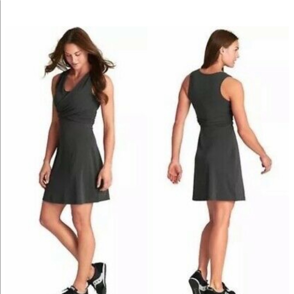 BNWT Athleta dress, size small